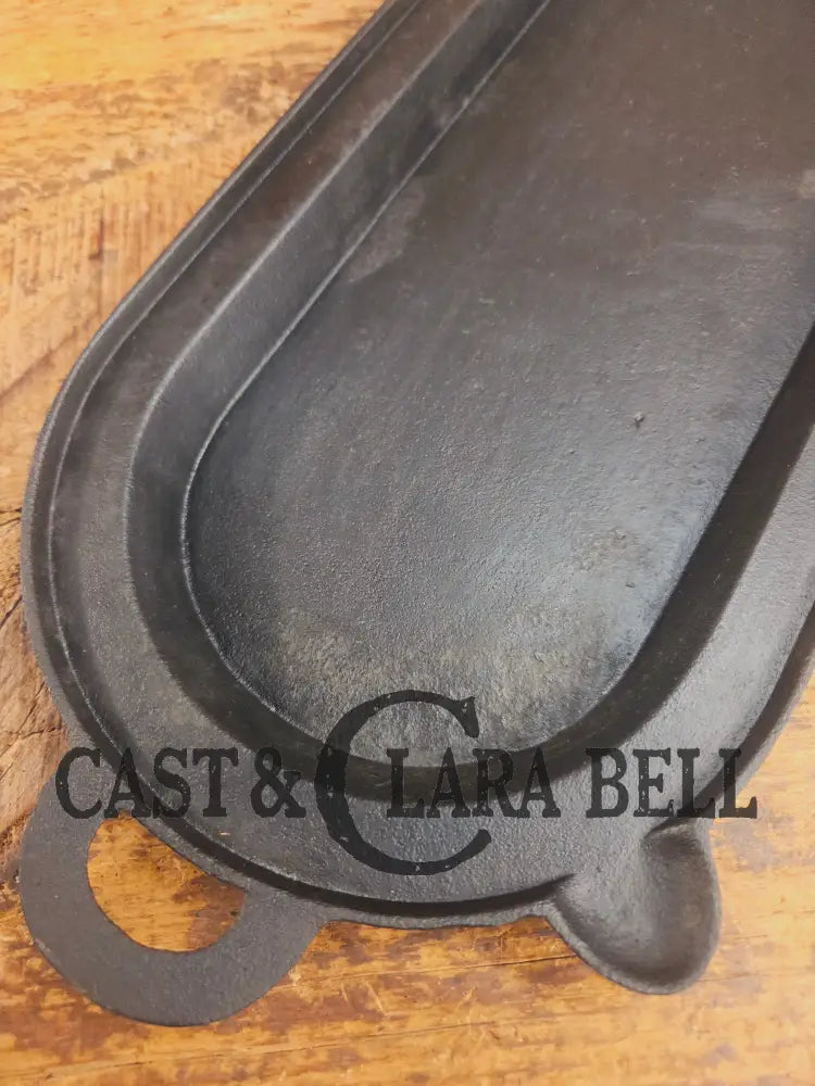 1800βs #7 Antique Gate-marked Long Griddle/Fish Fryer Griddle