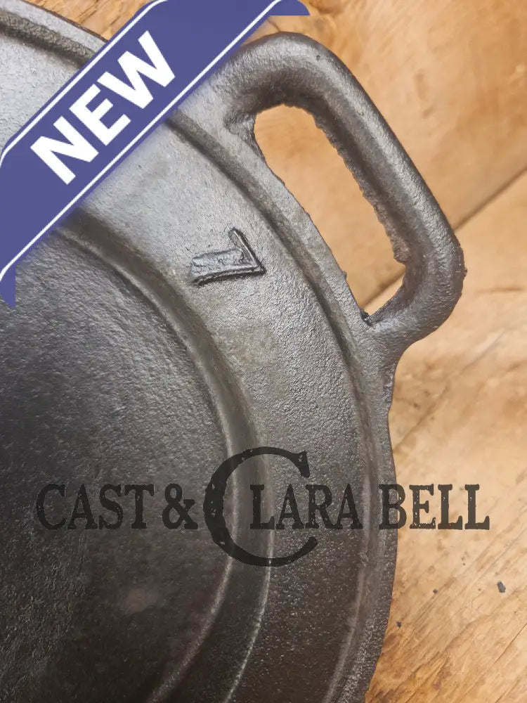 1800βs #7 Antique Gate-marked Long Griddle/Fish Fryer Raised 7 and P Griddle