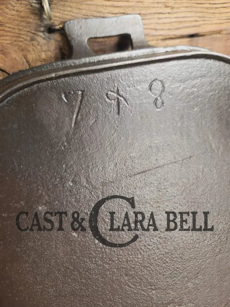 1800βs #8 (Marked 7 & 8) Antique Gate-marked Long Griddle/Fish Fryer Griddle