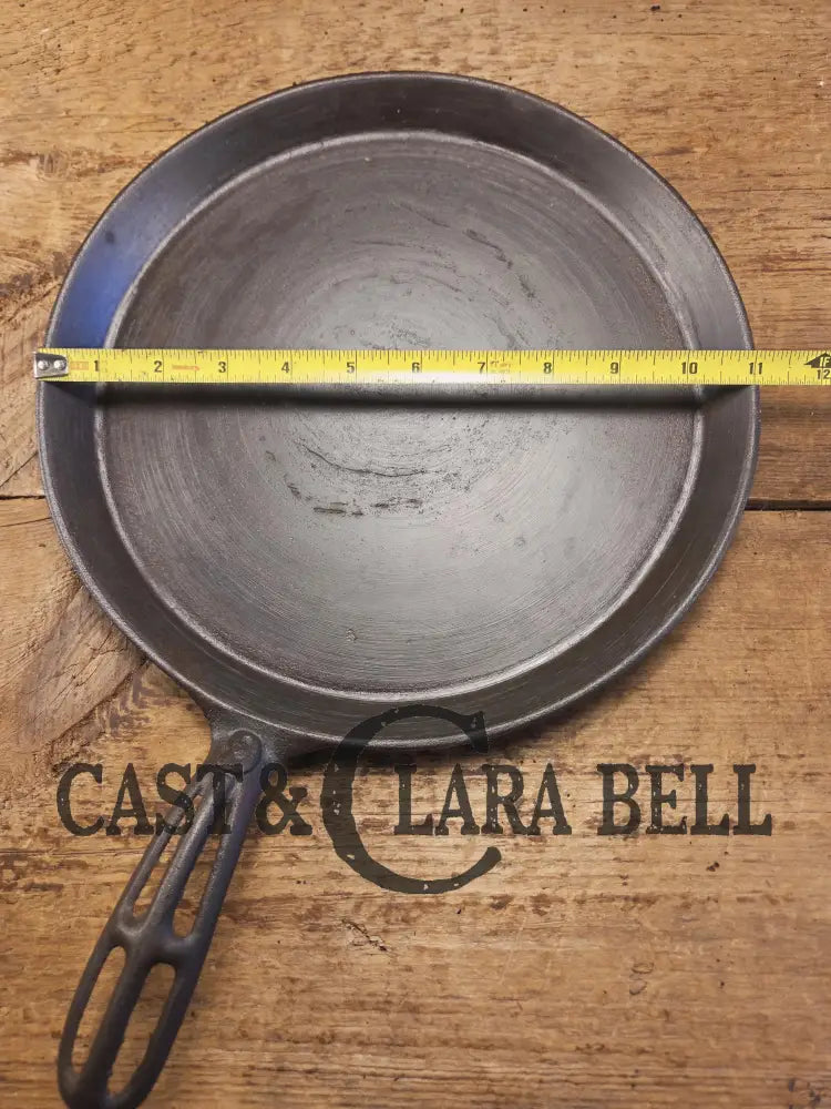1870s Era Antique #9 Skillet Griddle! Not many around this one has vented handle with raised 9. Similar to Highland
