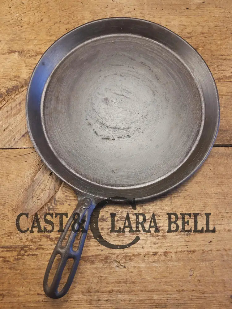 1870s Era Antique #9 Skillet Griddle! Not many around this one has vented handle with raised 9. Similar to Highland