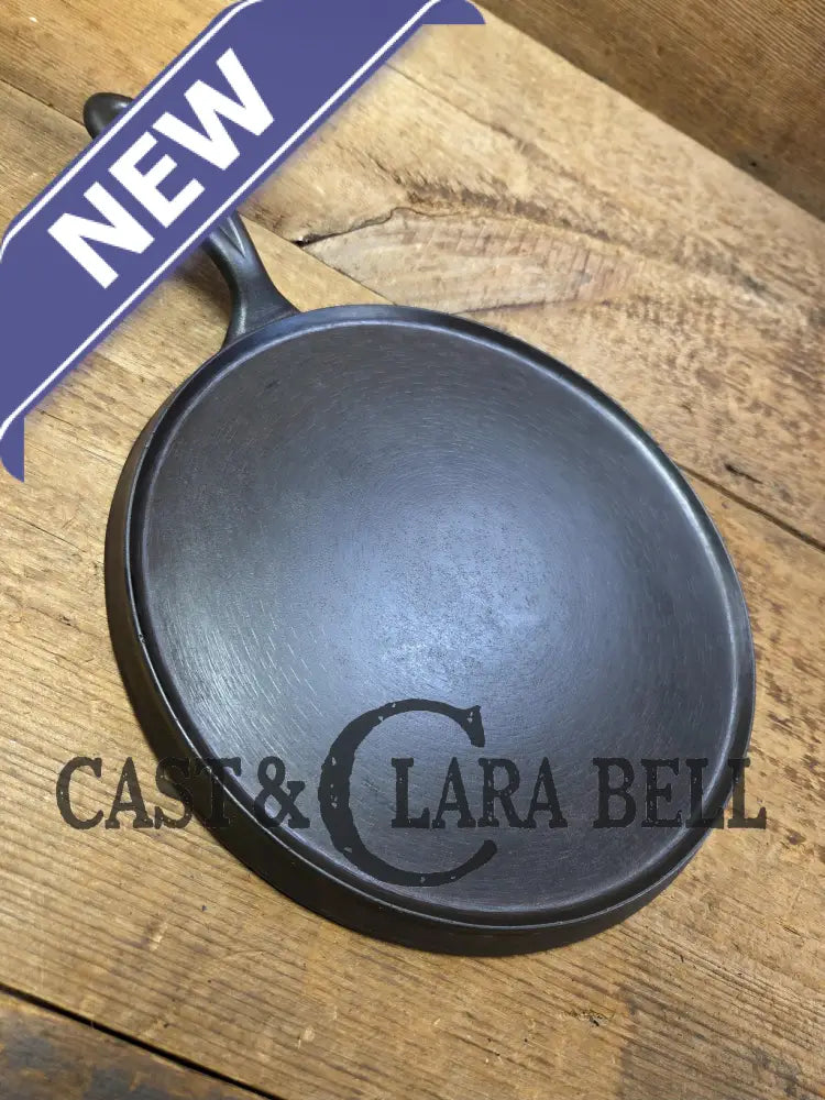 1880βs Era one of a kind and hard to find. Sidney Holloware βScriptβ Logo #8 Round Griddle. A wonderful gift for you or