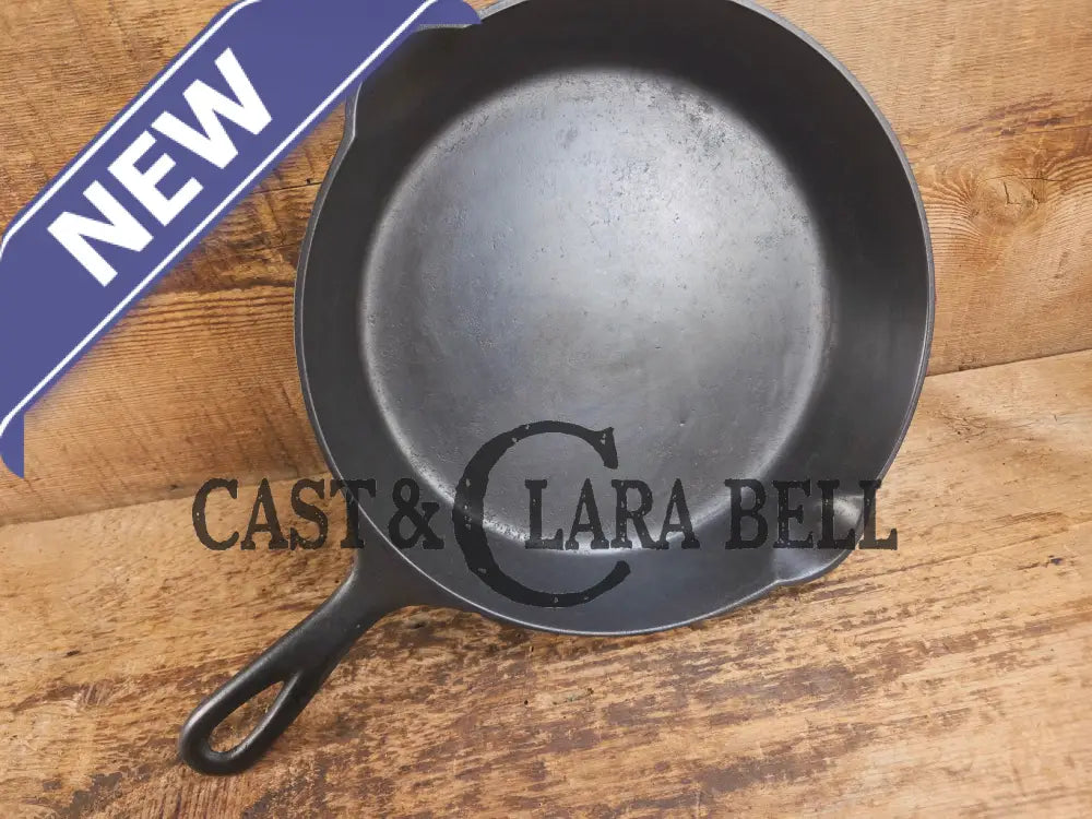 1890βs 3rd Series ERIE #8 Skillet with Heat Ring 704. Amazing piece of culinary history. Wonderfully light to use