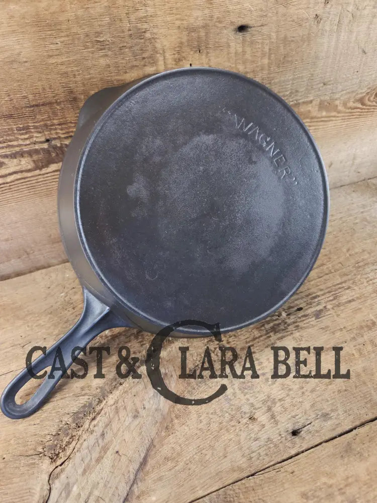 1891-1905! HTF Wagner #8 Arc Small logo cast iron skillet with A makers mark. Earliest Wagner pattern made! Skillet
