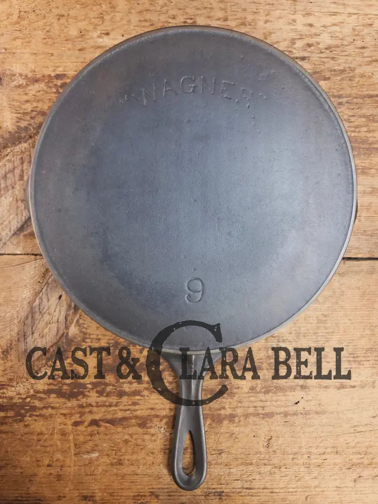 1891-1905! HTF Wagner #9 Arc logo cast iron skillet. Earliest Wagner pattern made. Spectacular Skillet