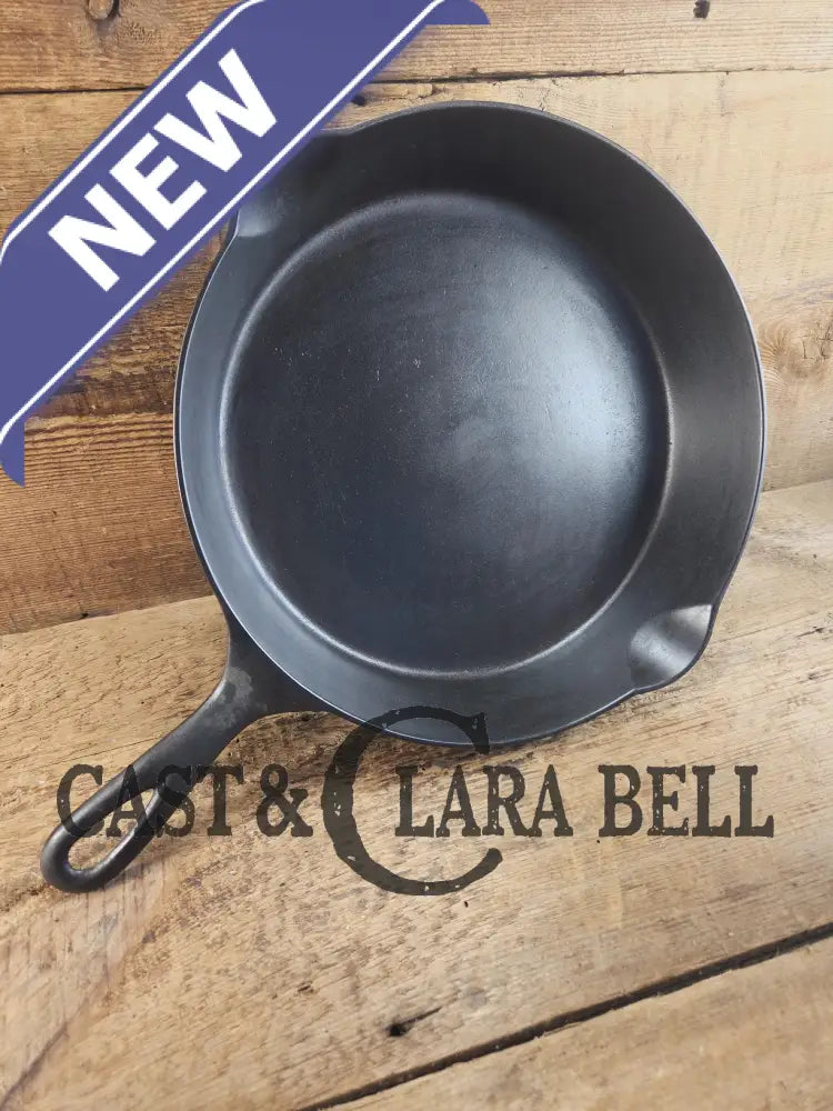 1895-1910 2nd Series ERIE #9 cast iron skillet with βAβ makers mark. A collector favorite! Donβt miss this one. Skillet