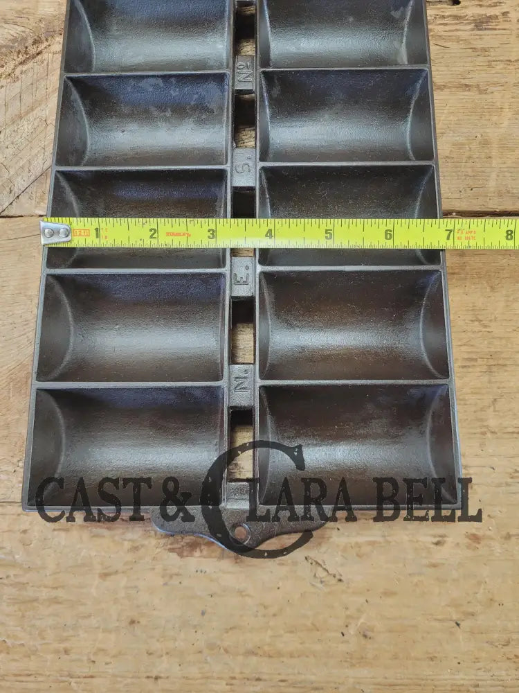 1900βs Griswold New England style (N.E.S embossed) βFrench Rollβ Style cast iron bread pan