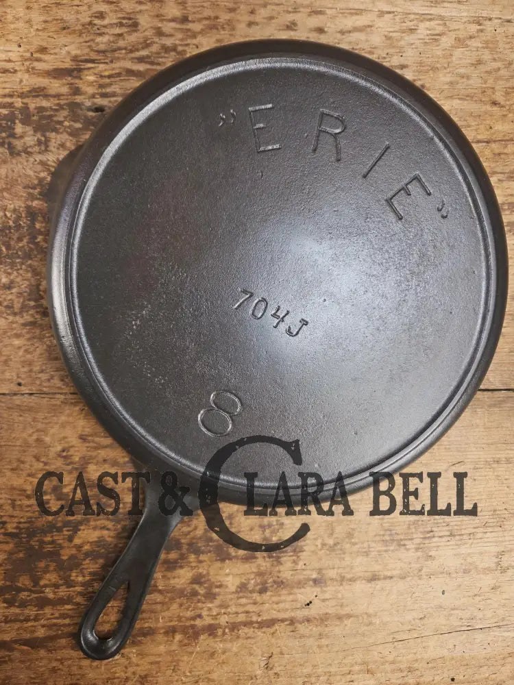 1905-07 Erie (Griswold) #8 Cast Skillet 704J. 5th Series Model a wonderful example of Erie craftsmanship. GREAT daily