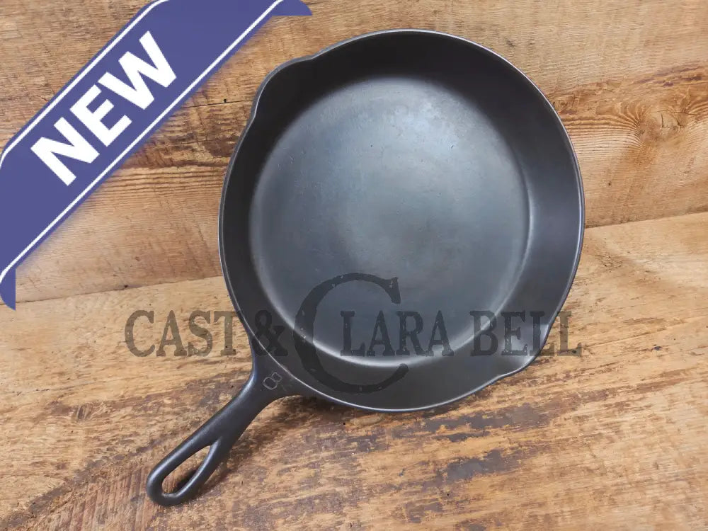 1905-1909! 5 Line Griswold Victor #8 Skillet 722. Fully Marked. One of our favorite series - Skillet