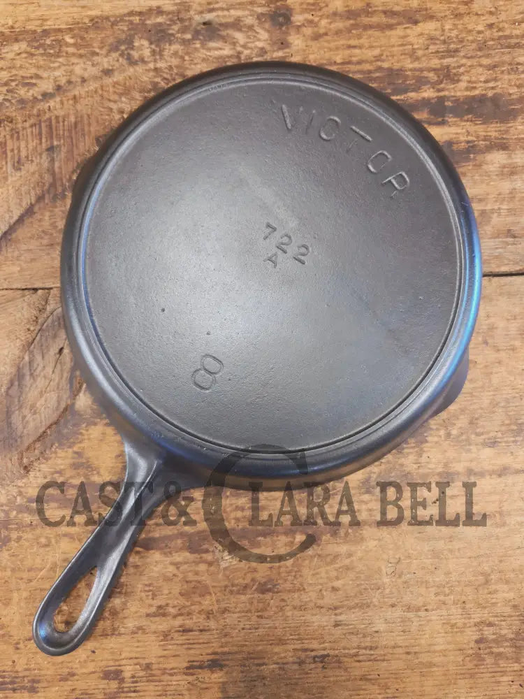 1905-1909! Second series Griswold Victor #8 Skillet 722 A. Restored and Ready to Use! - Skillet