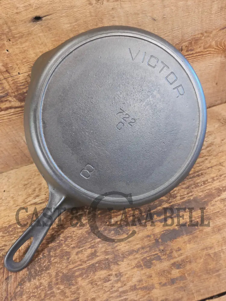 1905-1909! Second series Griswold Victor #8 Skillet 722 C - Skillet