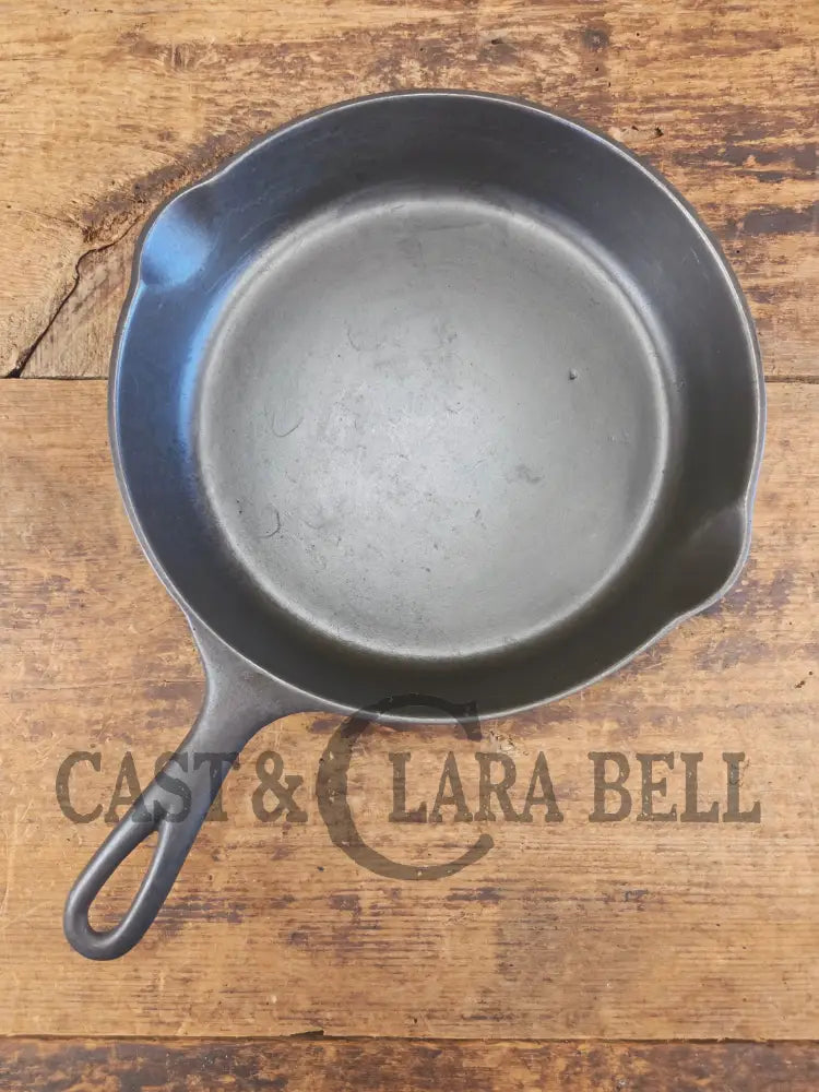 1905-1909! Second series Griswold Victor #8 Skillet 722 C - Skillet
