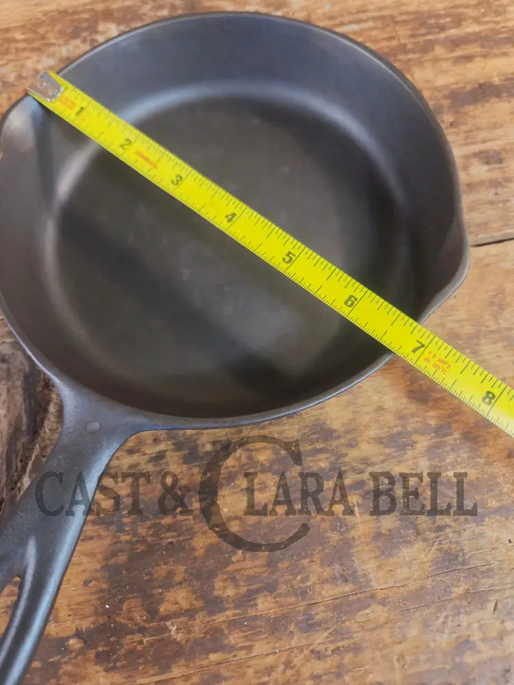 1910-20βs Chicago Hardware Foundry #3 Cast Iron Diamond Skillet with Heat Ring. Our favorite foundry story restored &
