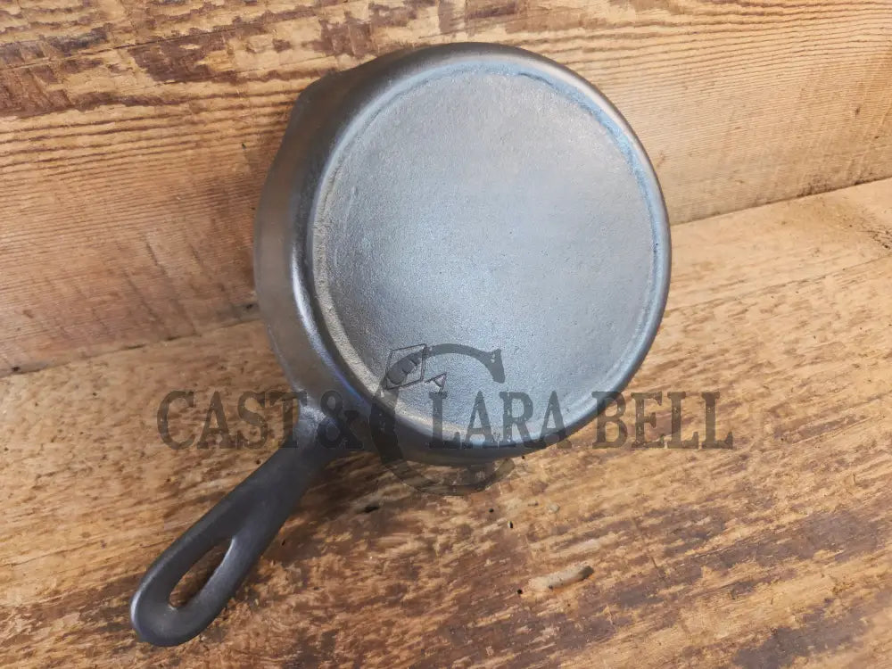 1910-20βs Chicago Hardware Foundry #3 Cast Iron Diamond Skillet with Heat Ring. Our favorite foundry story restored &