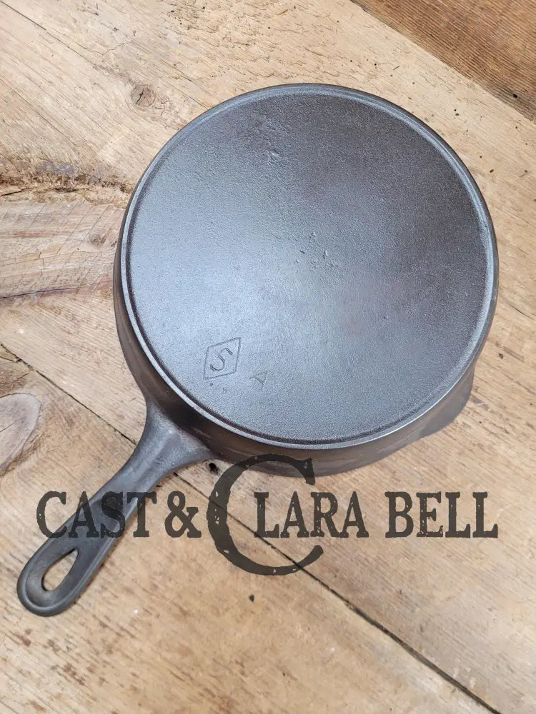 1910-20βS Chicago Hardware Foundry #5 Cast Iron Diamond Skillet With Heat Ring. Our Favorite