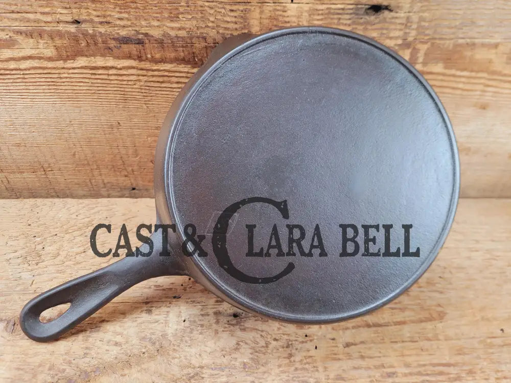 1910-20βs Chicago Hardware Foundry #5 Cast Iron Diamond Skillet with Heat Ring. Our favorite foundry story restored &