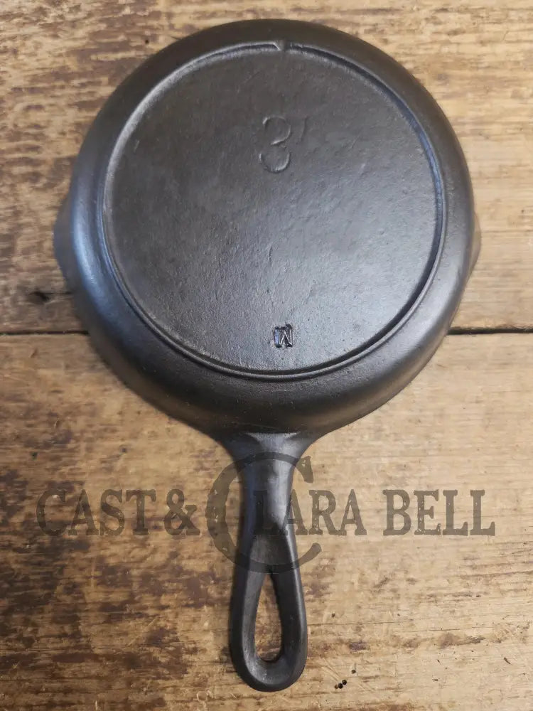 1910’s Era Lodge #3 Cast Iron Skillet Raised ’W’ Single Notch heat ring SC24 Skillet