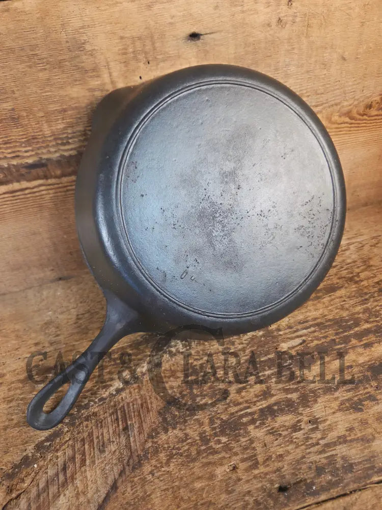 1910βs Era Lodge RAISED #7 Cast Iron Skillet Raised βIβ No Notch heat ring - Skillet