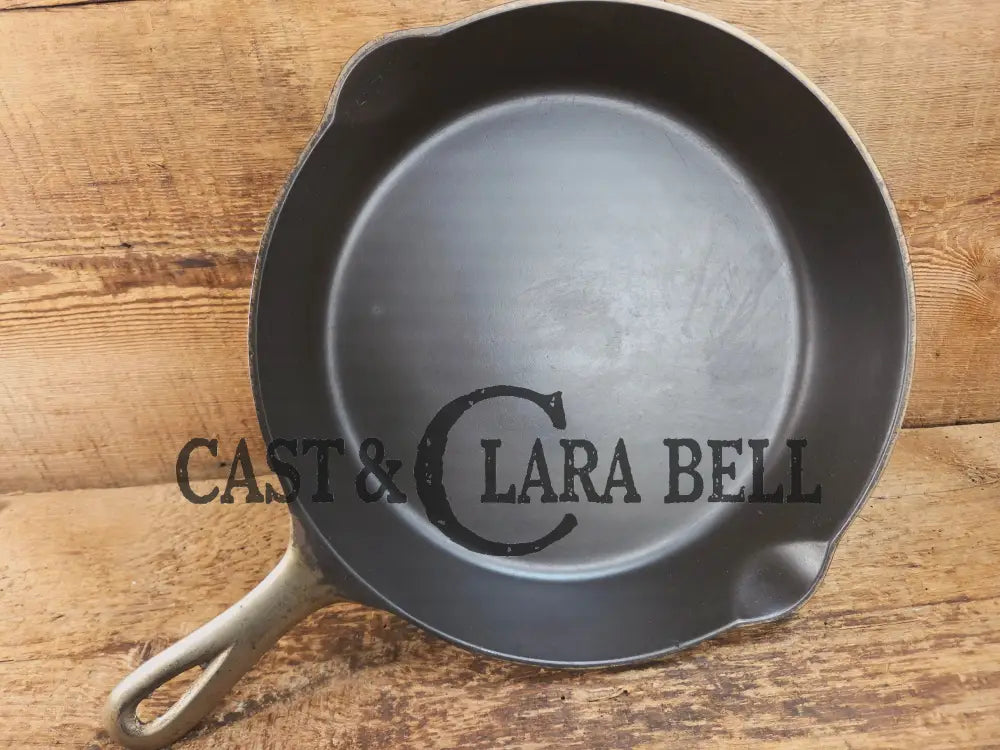 1910βs Griswold #9 Cast Iron Skillet with Heat Ring and Slant Logo βErie,β 710 D Skillet