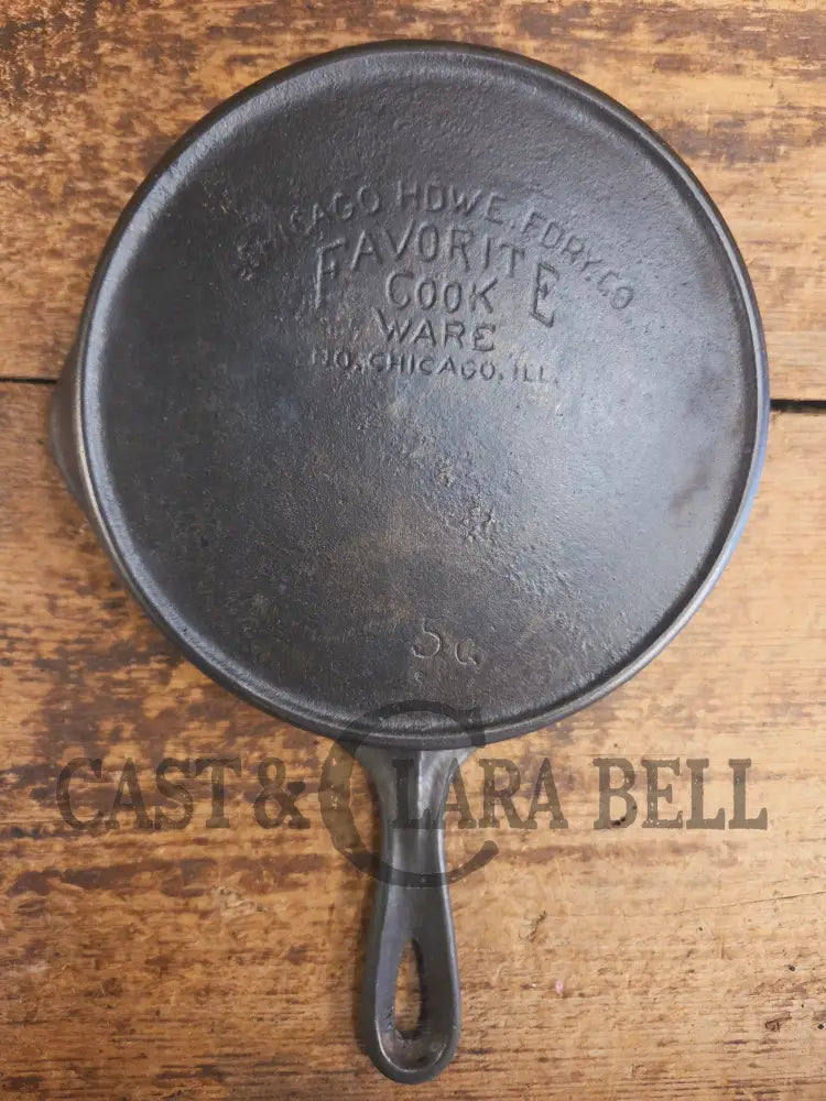 1920’s Chicago Hardware made Favorite Cook Ware #5Q Cast Iron Skillet - Skillet