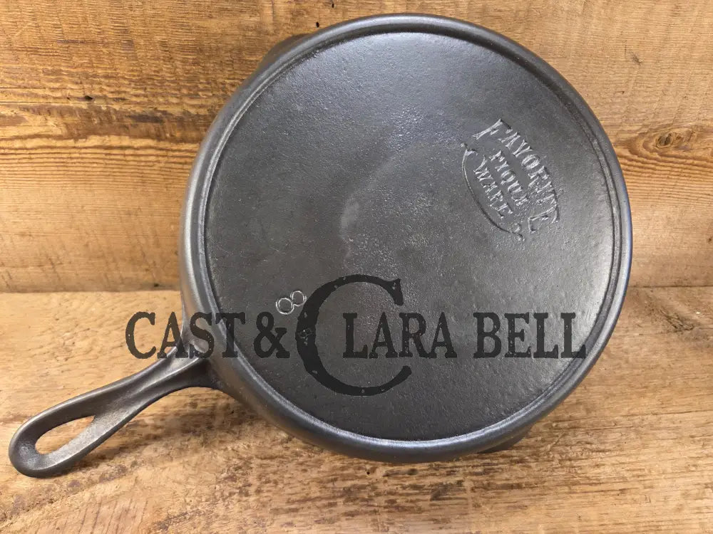 1920’s Favorite Piqua Ware #8 Cast Iron Skillet with Heat Ring and Smiley Logo 8B. SC24 Skillet