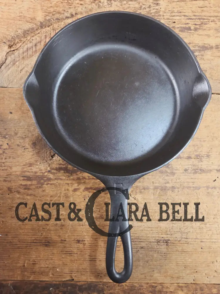 1920’s Griswold #6 Skillet with Large Block Logo and Smooth Bottom 699 Skillet