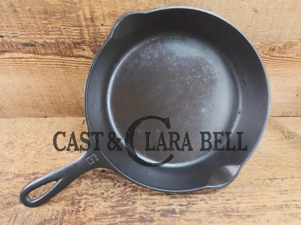 1920’s Griswold #6 Skillet with Large Block Logo and Smooth Bottom 699 Skillet