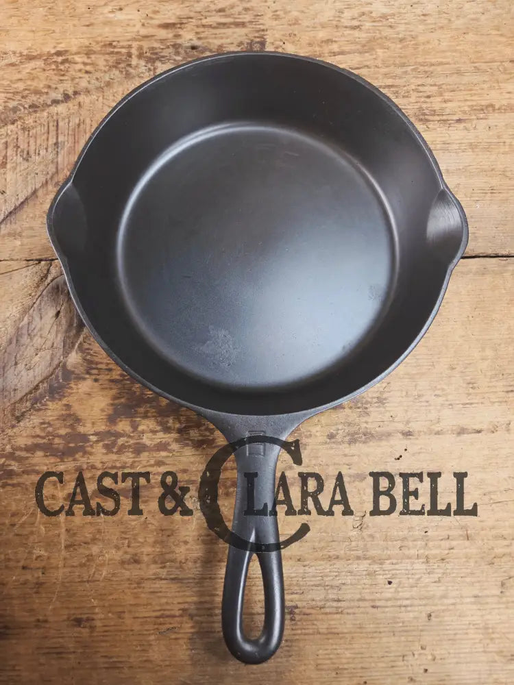 1920’s Griswold #6 Skillet with Large Block Logo and Smooth Bottom 699 Skillet