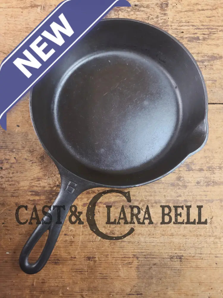1920’s Griswold #6 Skillet with Large Block Logo and Smooth Bottom 699 Skillet