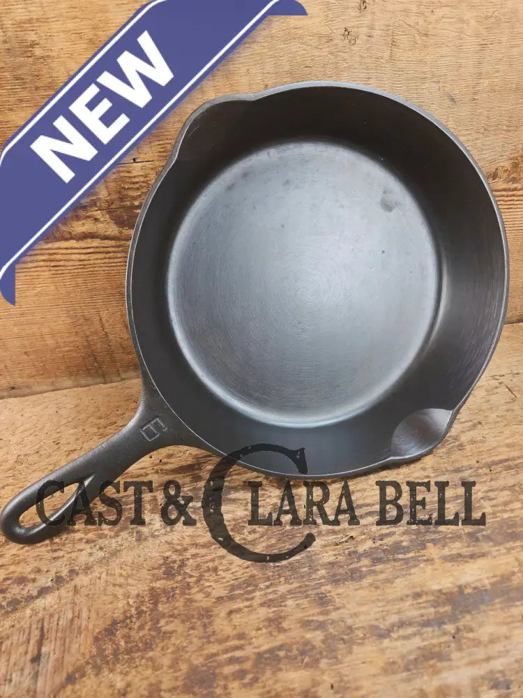 1920βs Griswold #6 Skillet with Large Block Logo and Smooth Bottom 699 C