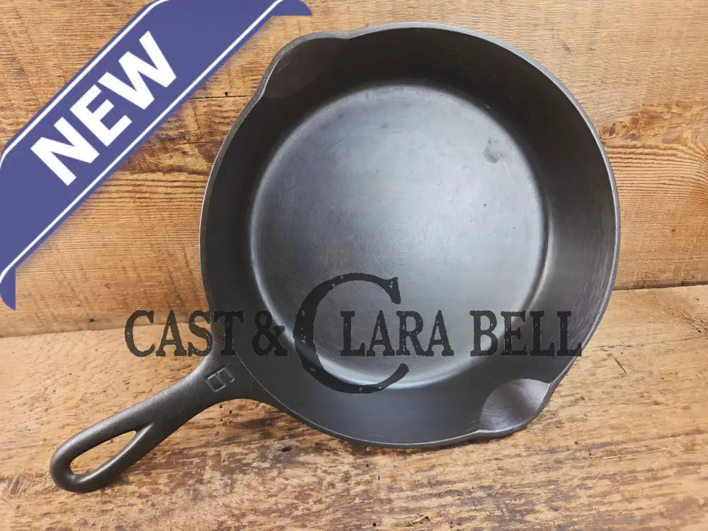 1920βs Griswold #6 Skillet with Large Block Logo and Smooth Bottom 699 C
