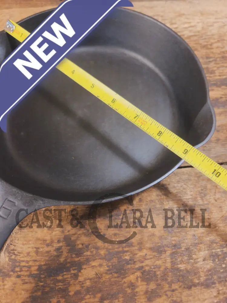 1920’s Griswold #6 Skillet with Large Block Logo and Smooth Bottom 699 C - Skillet