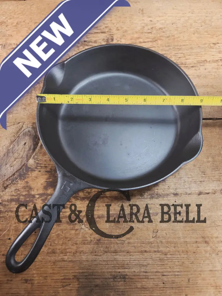 1920’s Griswold #6 Skillet with Large Block Logo and Smooth Bottom 699 E
