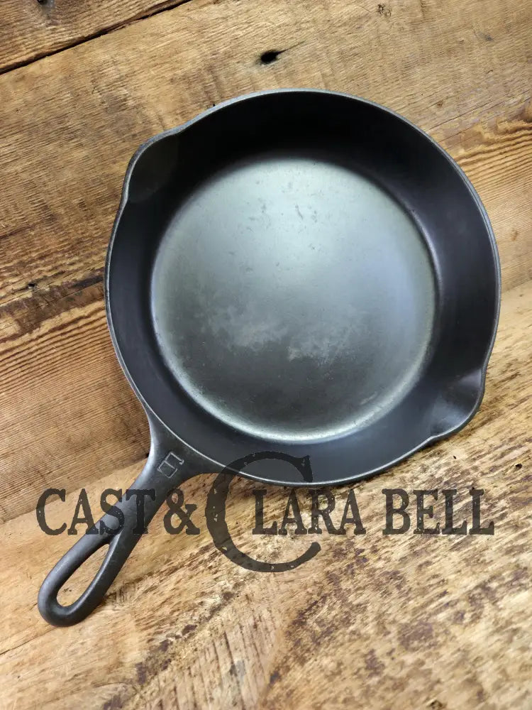 1920’s Griswold #6 Skillet with Large Block Logo and Smooth Bottom 699 H