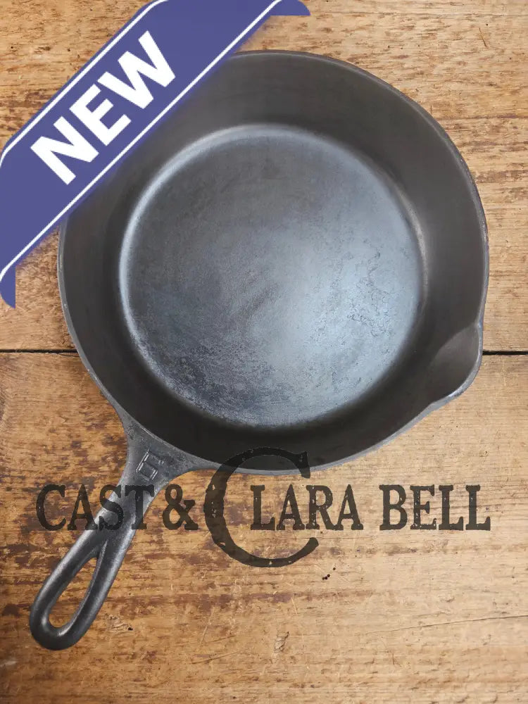1920βs Griswold #6 Skillet with Large Block Logo and Smooth Bottom 699 H Skillet