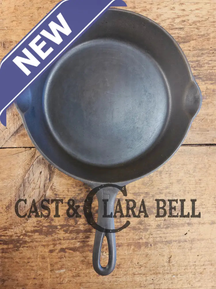 1920βs Griswold #6 Skillet with Large Block Logo and Smooth Bottom 699 H Skillet