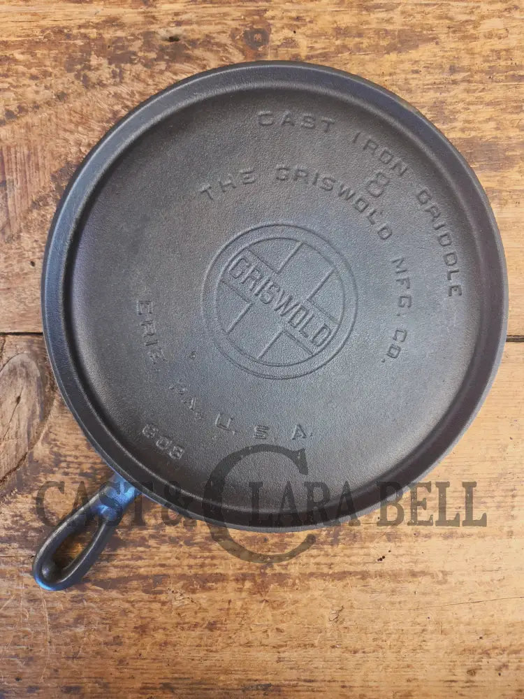 1920’s Griswold #8 Round Griddle 608. Collector grade and wonderful daily user! - Griddle