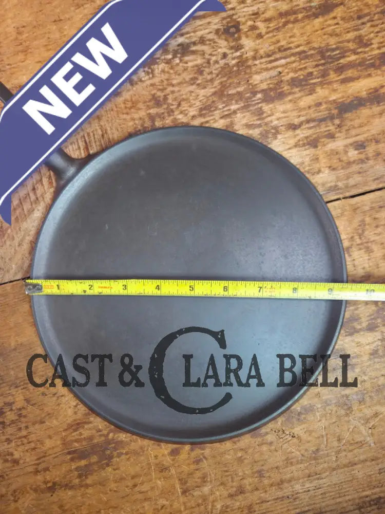 1920’s Griswold #8 Round Griddle 608 B. Collector grade and wonderful daily user! Griddle