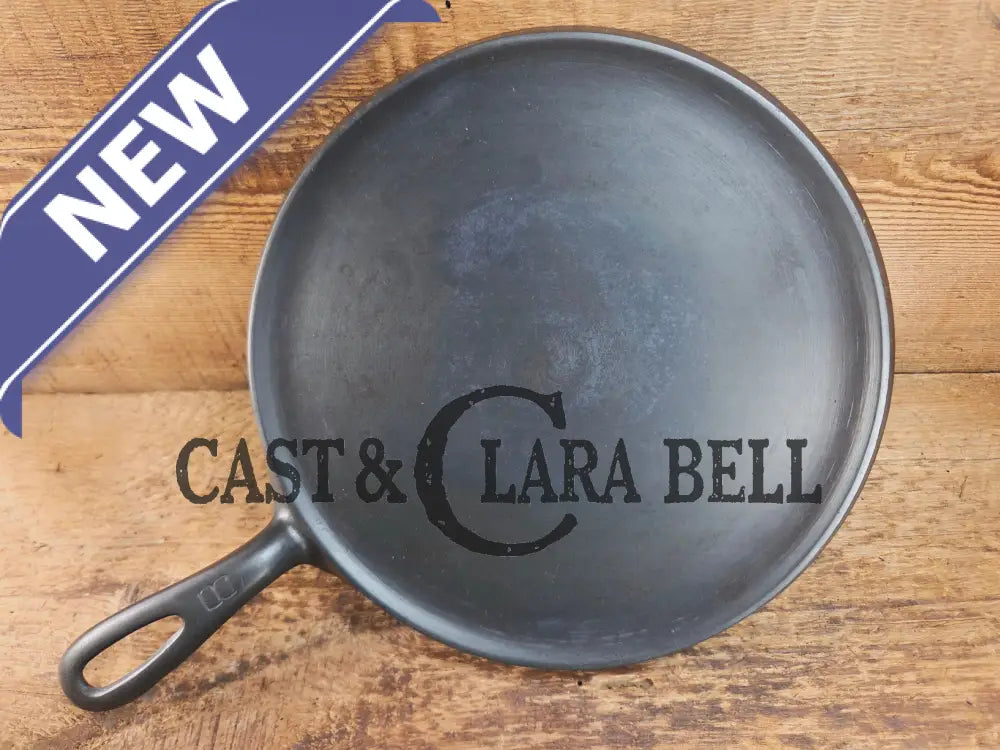 1920βs Griswold #8 Round Griddle 608. Collector grade and wonderful daily user! Griddle