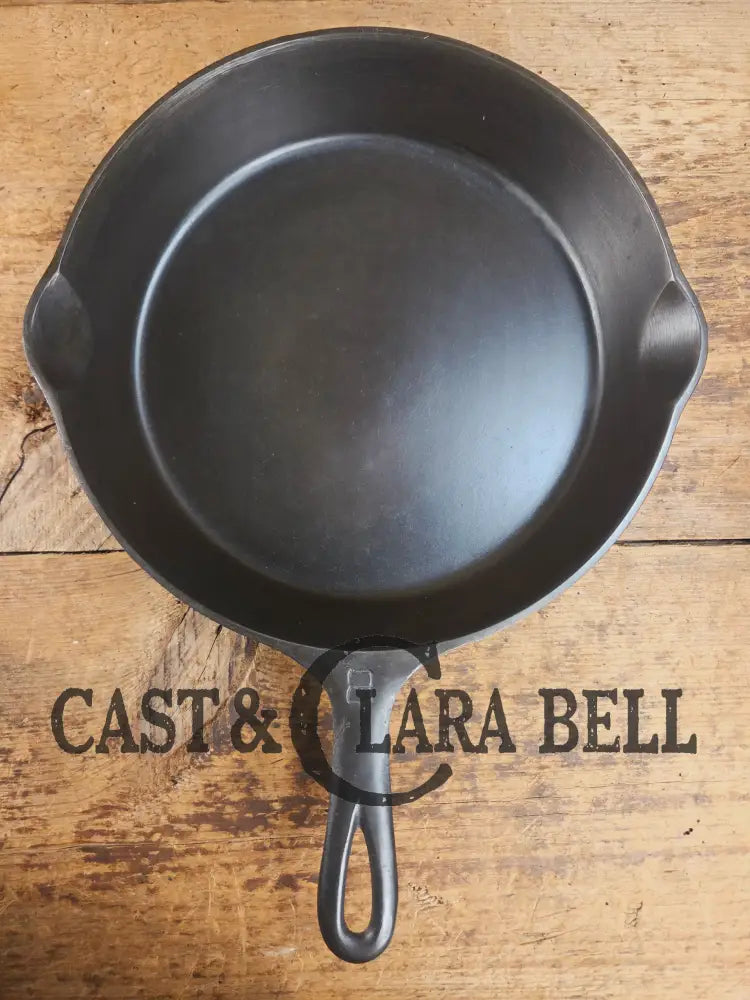 1920’s Griswold #8 Skillet with Large Block Logo and Smooth Bottom 704 A Skillet
