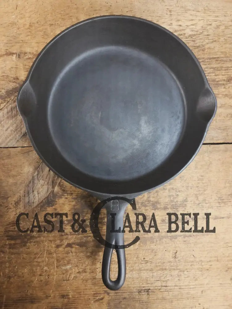 1920’s Griswold #8 Skillet with Large Block Logo and Smooth Bottom 704 H Skillet