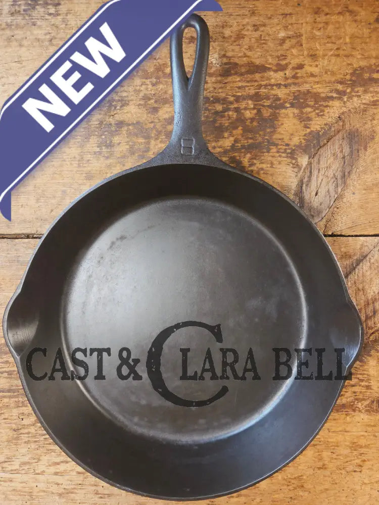 1920βs Griswold #8 Skillet with Large Block Logo and Smooth Bottom 704 L - Skillet