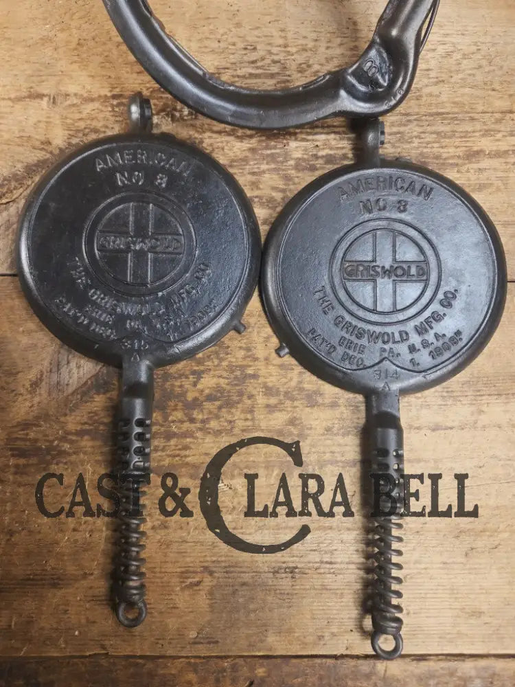 1920’s Griswold No. 8 Waffle Iron (314/315) with low (913) bailed base. Makes crispy waffles! Waffle Iron