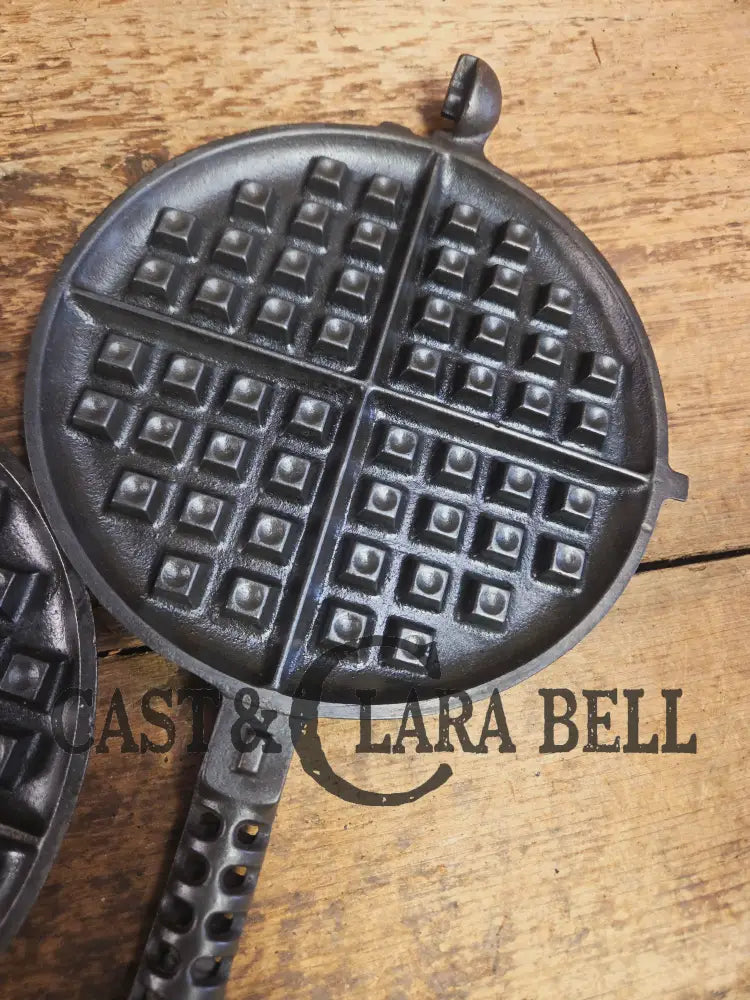 1920’s Griswold No. 8 Waffle Iron (885/886) with Tall Base #8D! Beautifully restored and ready to make crispy waffles!