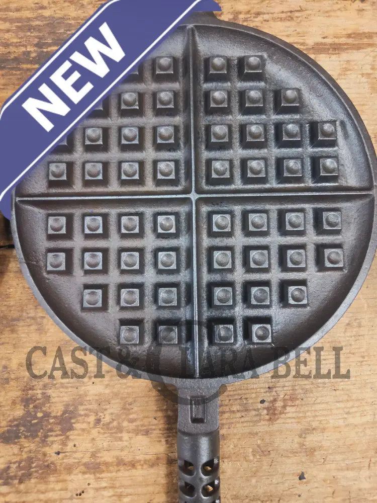 1920’s Griswold No. 8 Waffle Iron (886/885) with original handles & short base 884 - Waffle Iron