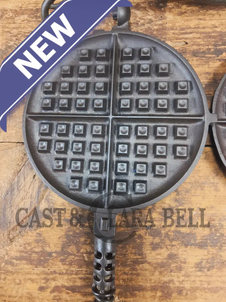 1920’s Griswold No. 8 Waffle Iron (886/885) with original handles & short base 884 - Waffle Iron