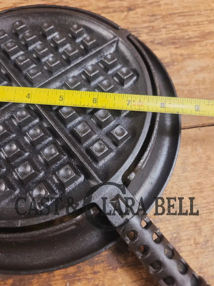 1920βs Griswold No. 8 Waffle Iron (886/885) with short base 795 and original wood handles Waffle Iron
