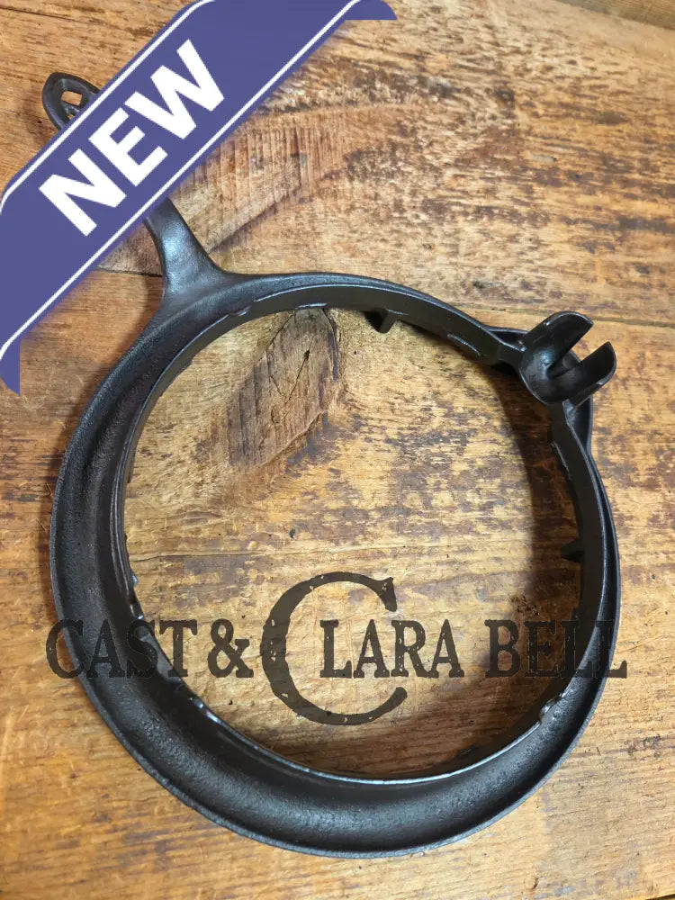 1920’s Griswold No. 8 Waffle Iron (886/885) with short base 795 H Waffle Iron