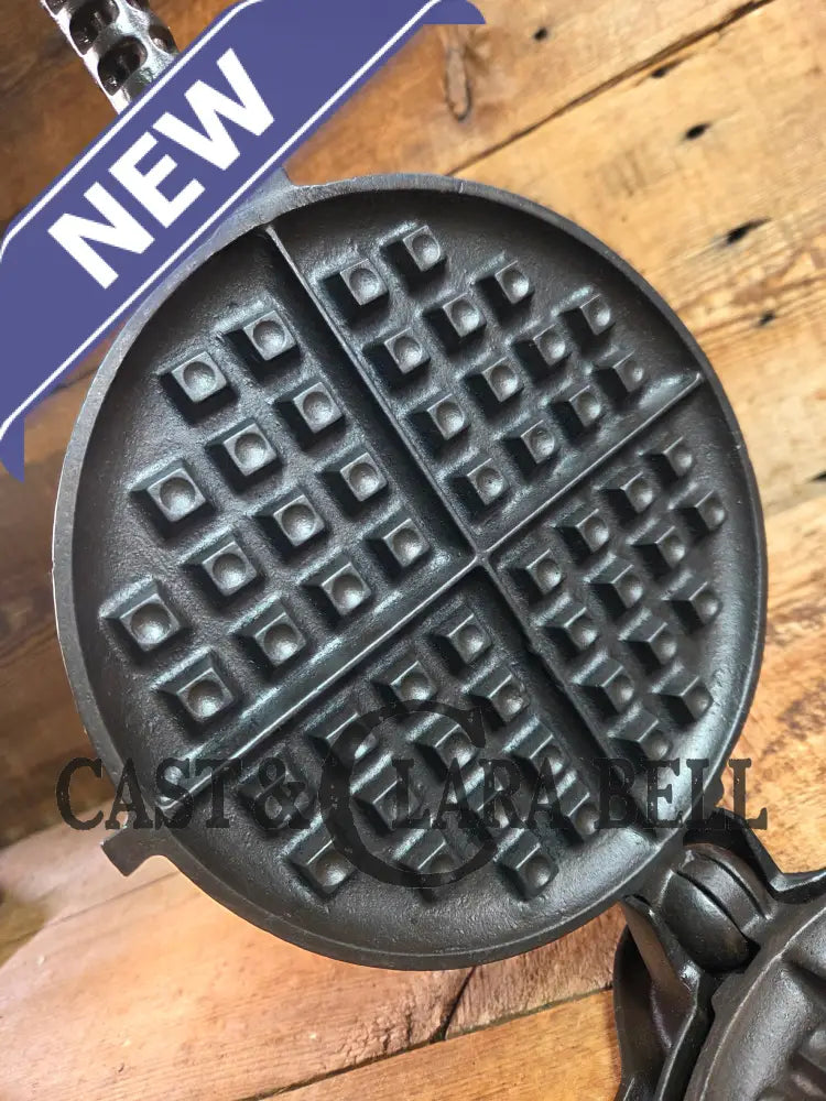 1920’s Griswold No. 8 Waffle Iron (886/885) with short base 795 H Waffle Iron