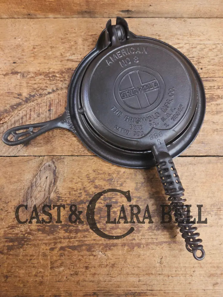 1920βs Griswold No. 8 Waffle Iron (886/885) with short base 795 raised Griswold Waffle Iron